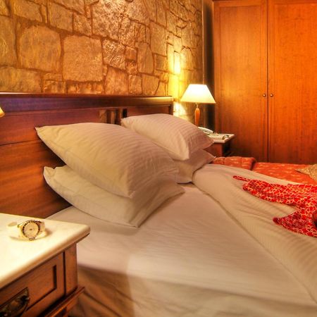 Alpen House Hotel & Suites 아라초바 외부 사진